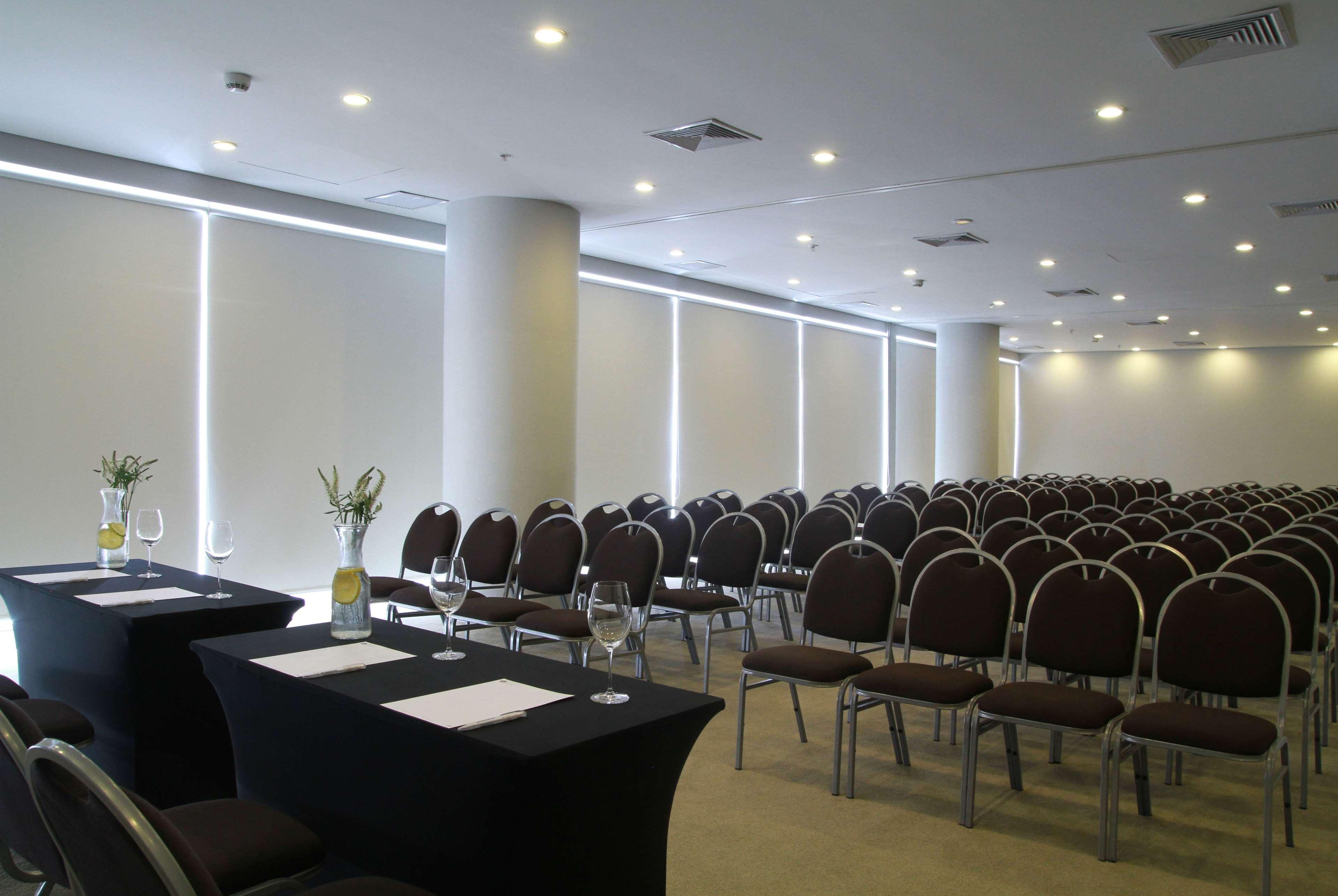 Dazzler By Wyndham Miraflores 4*