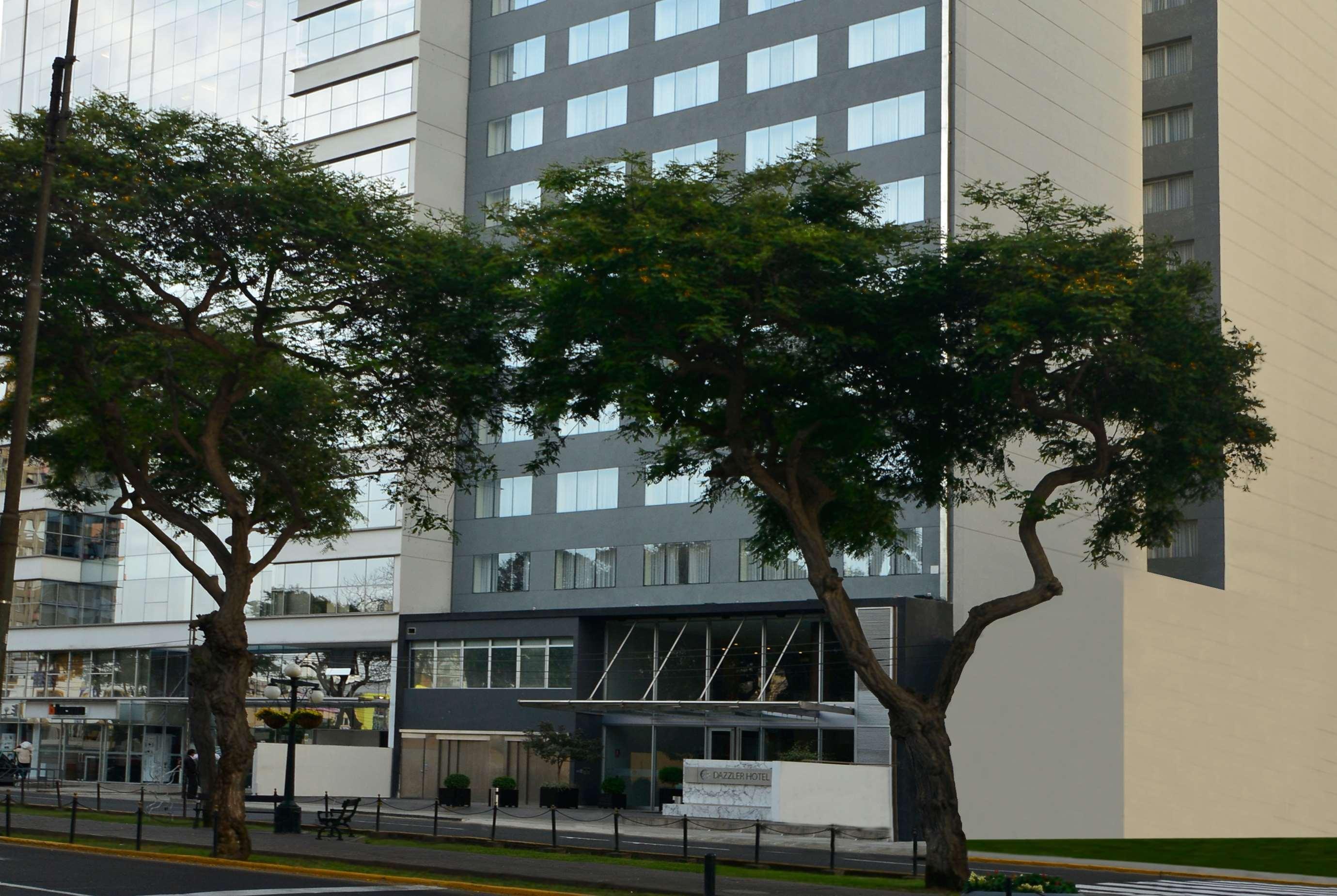 Dazzler By Wyndham Miraflores 4*