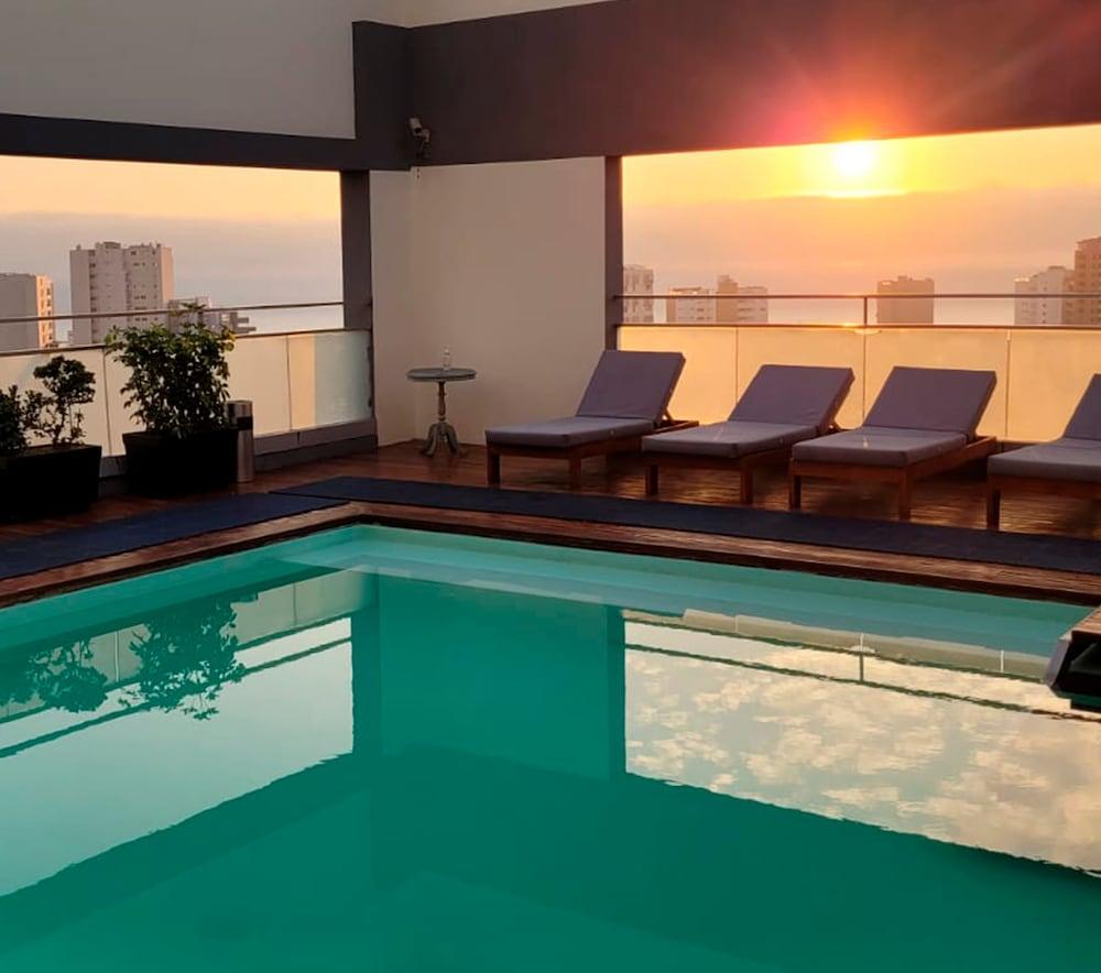 Hotel Dazzler By Wyndham Miraflores