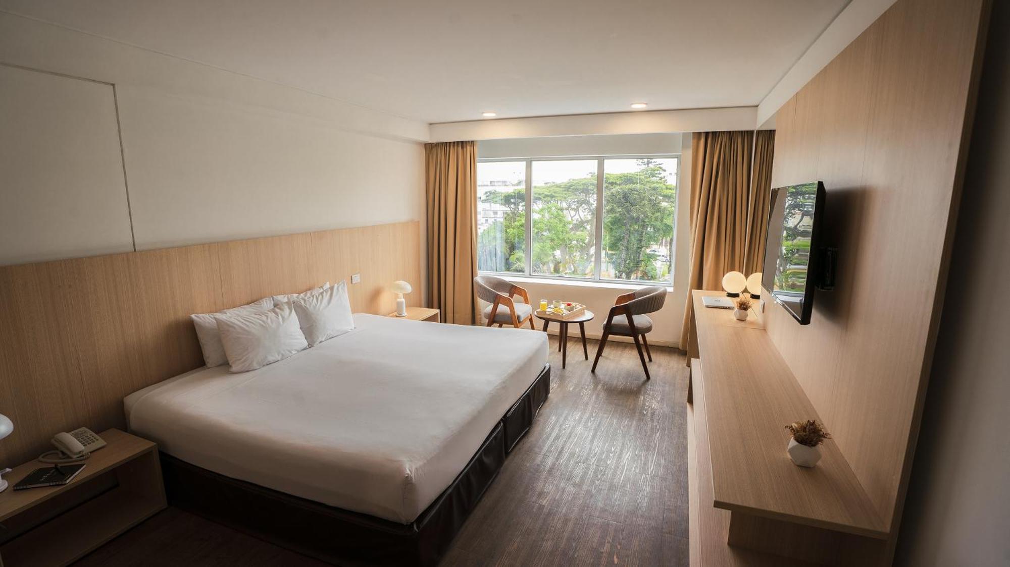 Hotel Dazzler By Wyndham Miraflores 4*