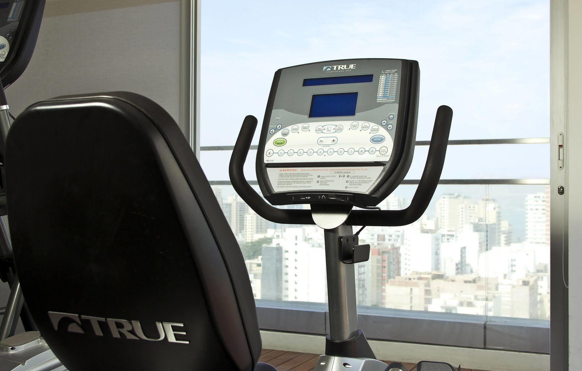 Hotel Dazzler By Wyndham Miraflores 4*